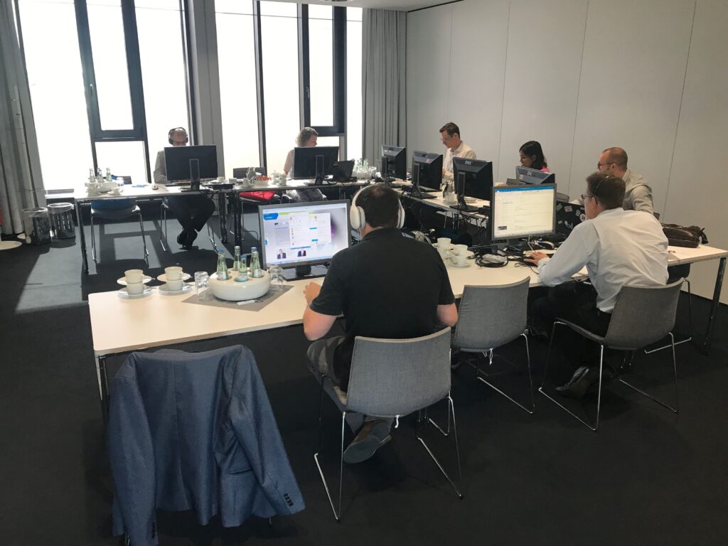 Der "War Room" beim Relaunch der Unternehmenswebseite von Merck.