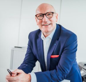 Frank Janßen ist der Marketingleiter Komet Dental, Gebr. Brasseler GmbH & Co. KG